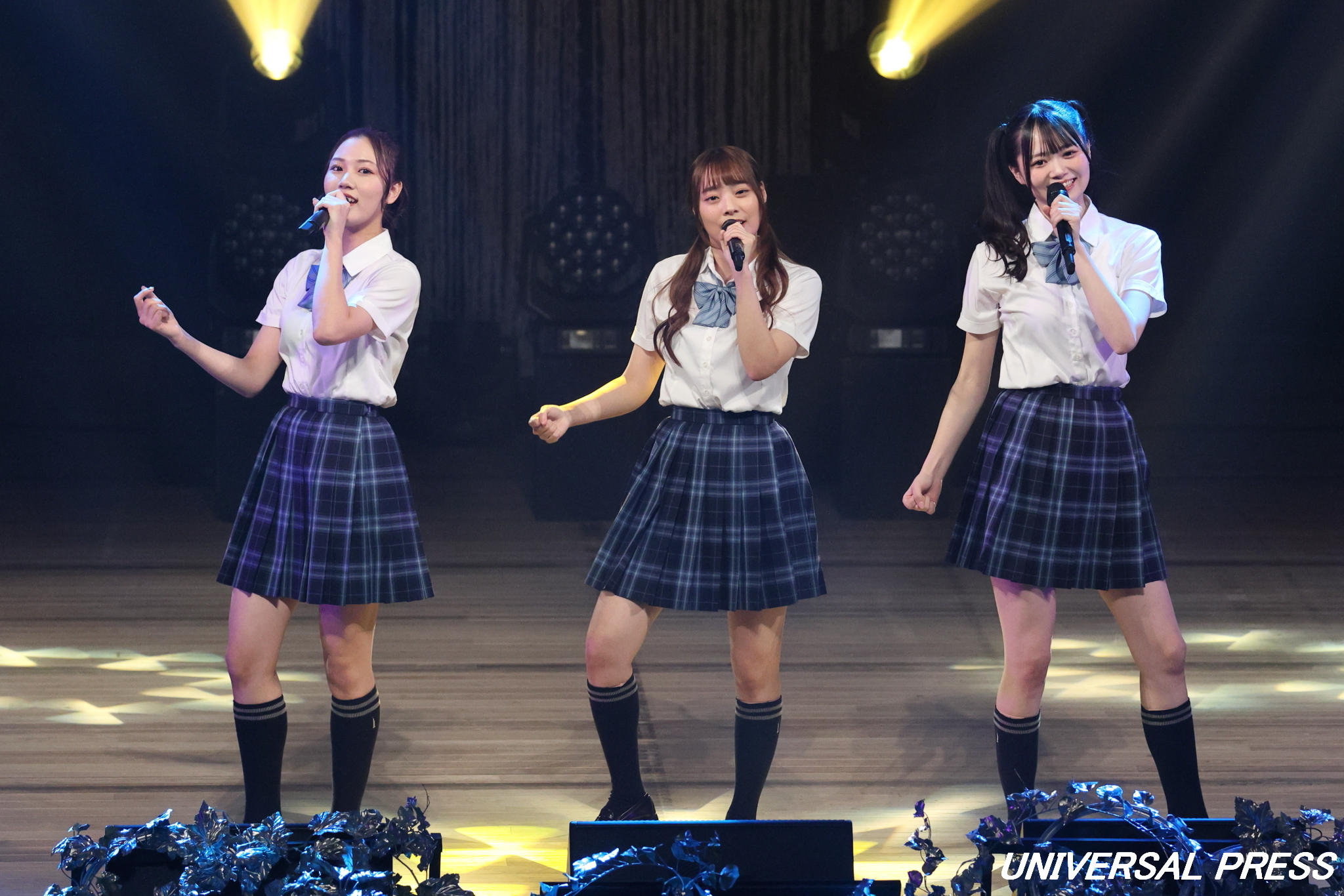 NMB48眞鍋杏樹、李始燕、黒田楓和「第5回AKB48グループ歌唱力No.1決定戦」ユニット戦