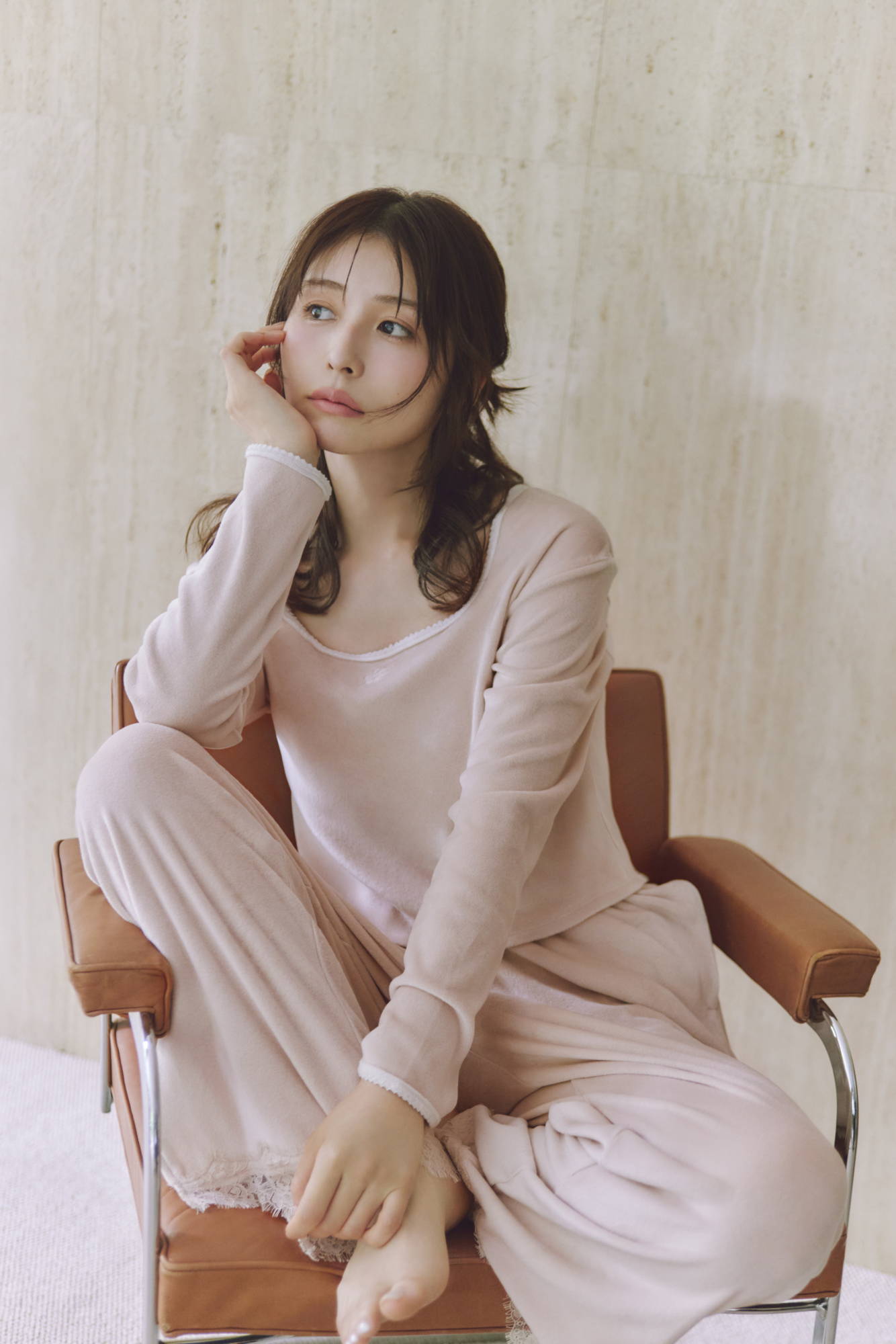 長濱ねる「スナイデル」8